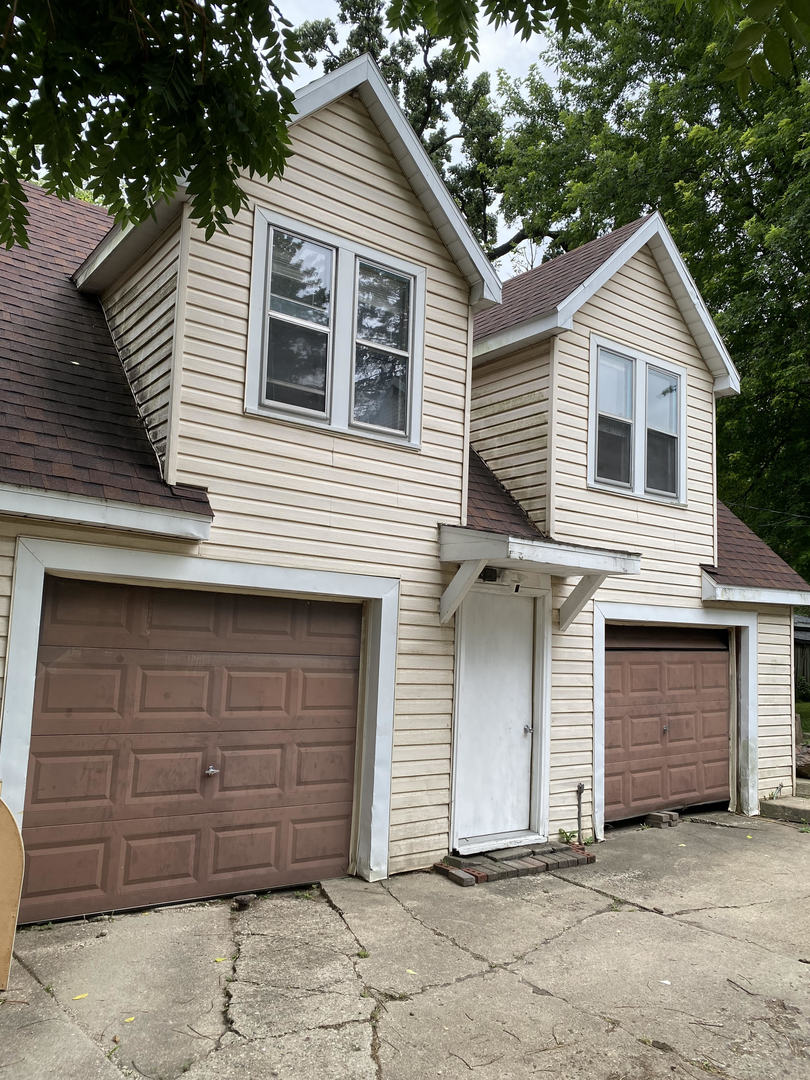 34069 N Hainesville Road, Round Lake, IL 60073