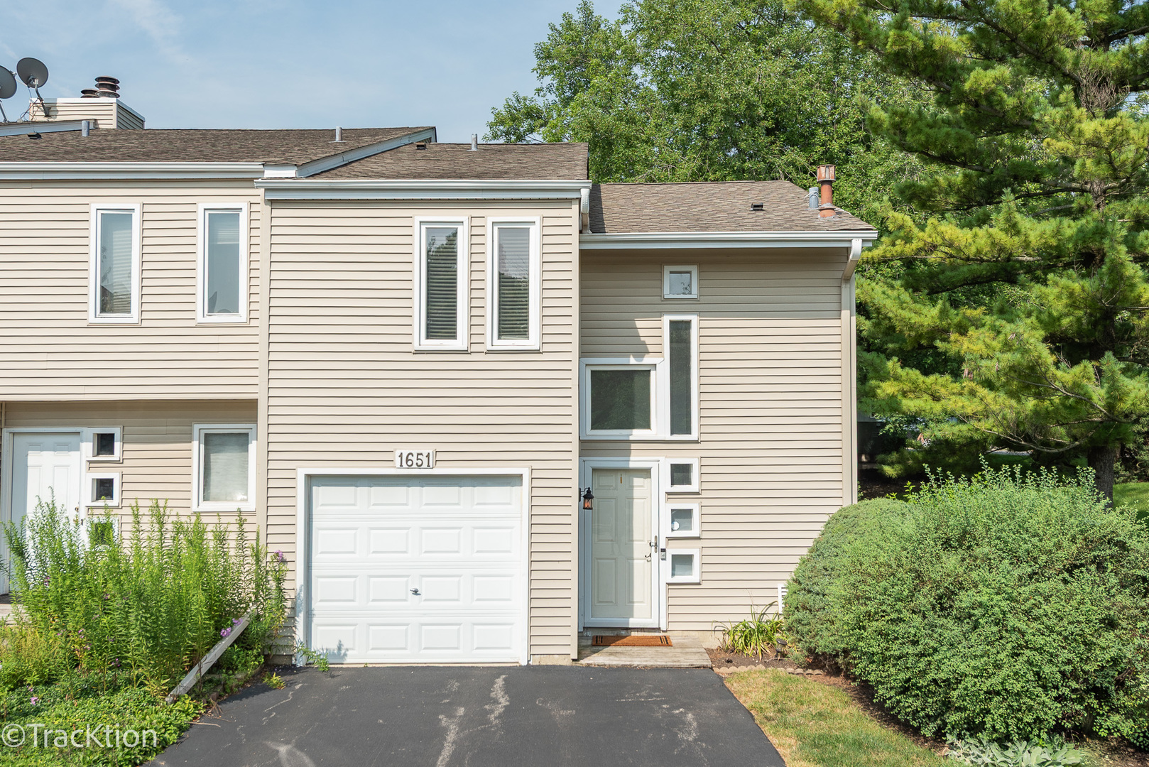 1651 Cove Court, Naperville, IL 60565