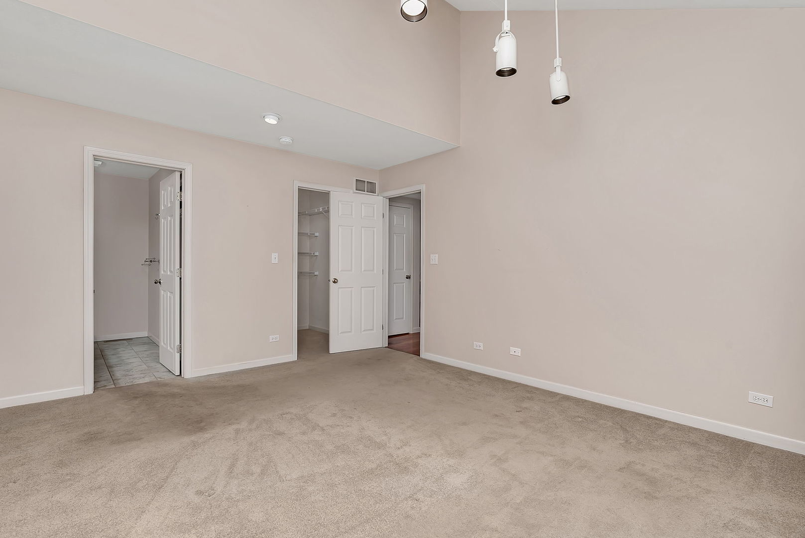 303 Grande Drive #A, Minooka, IL 60447