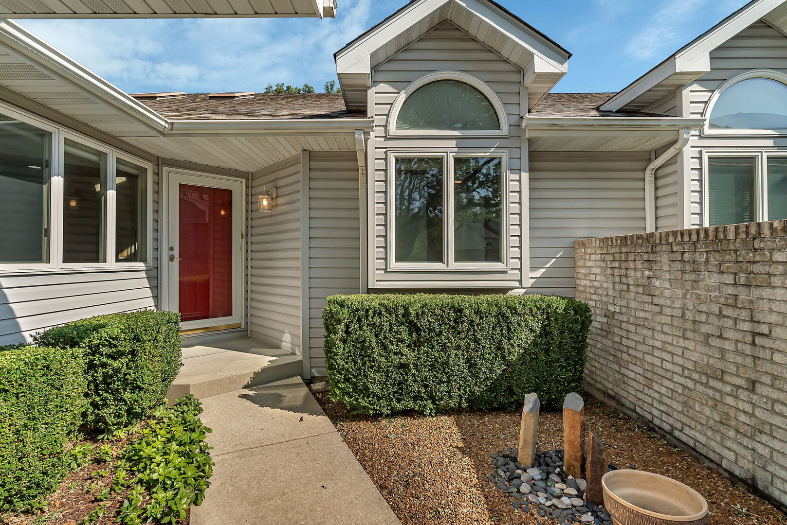 303 Grande Drive #A, Minooka, IL 60447
