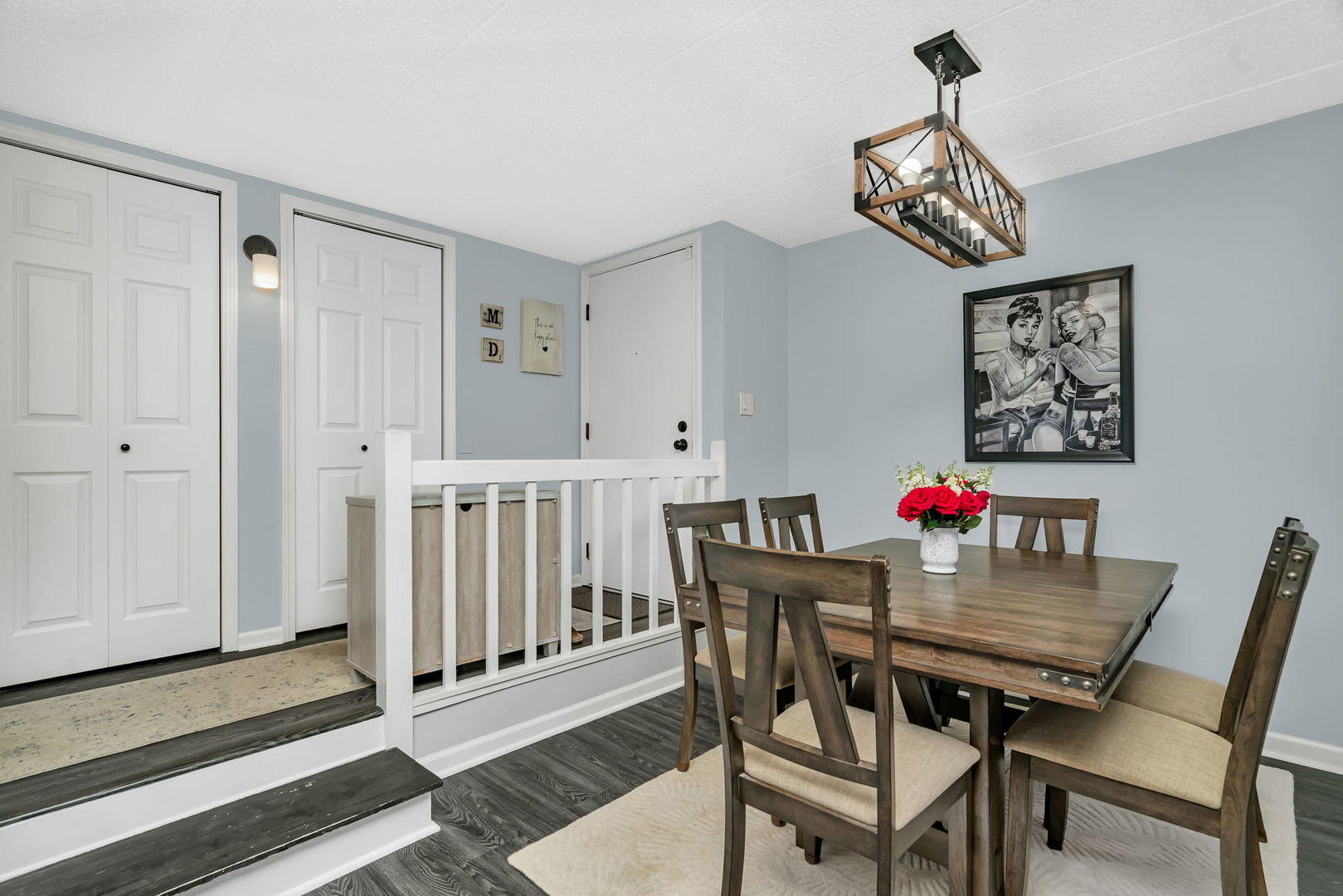 2212 Wharf Drive #2102, Woodridge, IL 60517