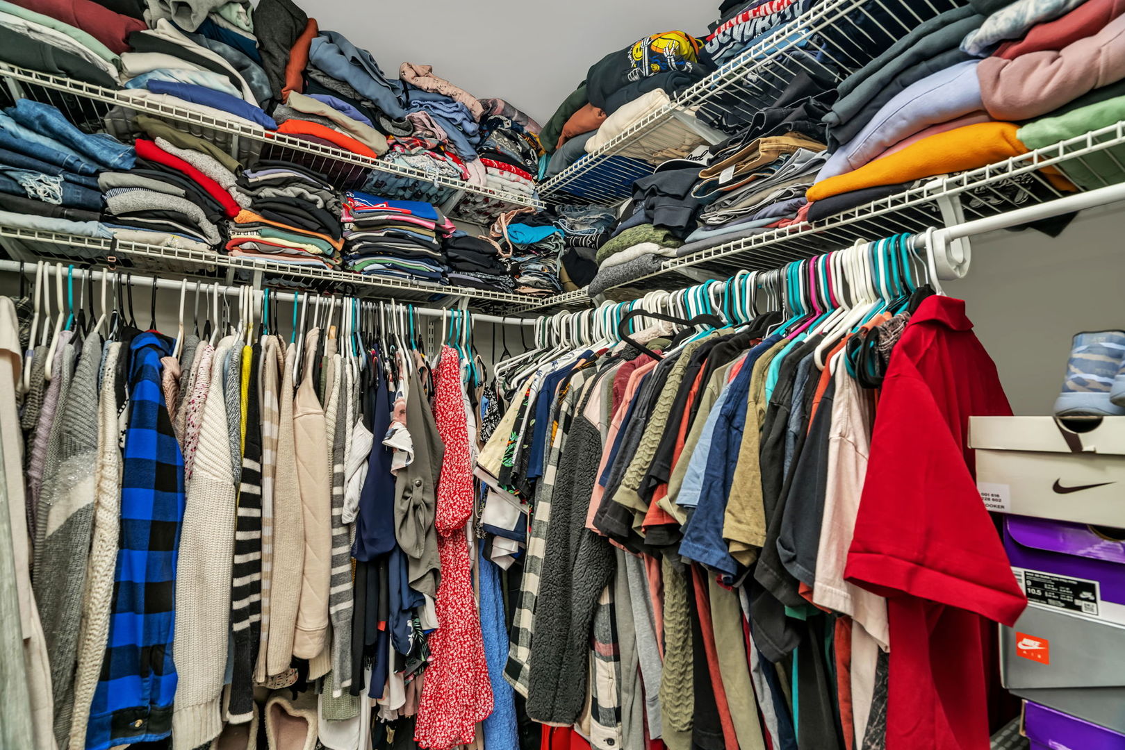 2212 Wharf Drive #2102, Woodridge, IL 60517