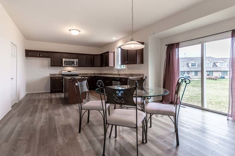 933 WILLOW Road, Manteno, IL 60950