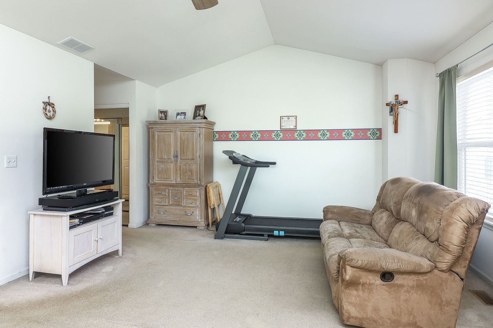 3042 Saint Michel Lane, St. Charles, IL 60175