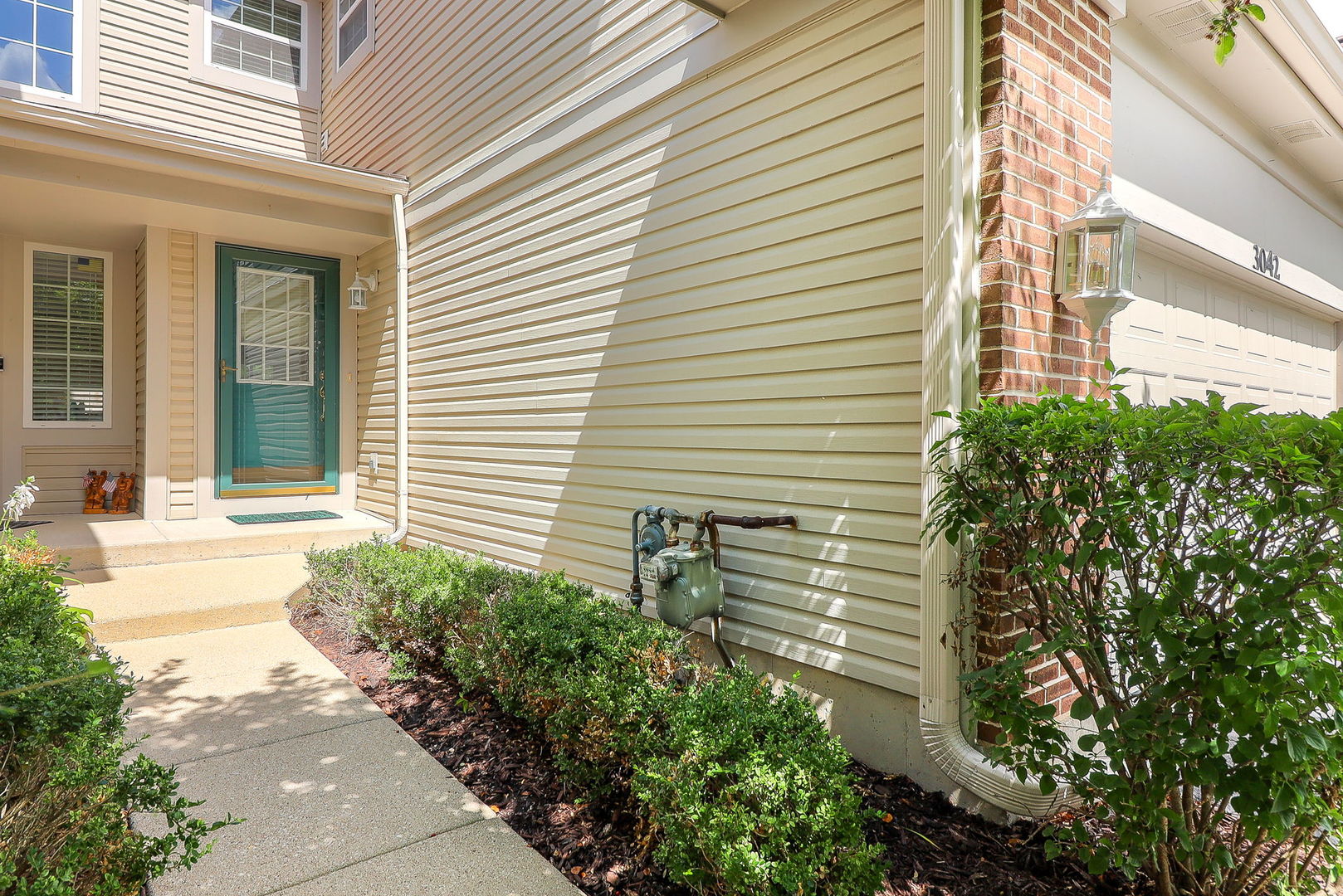 3042 Saint Michel Lane, St. Charles, IL 60175