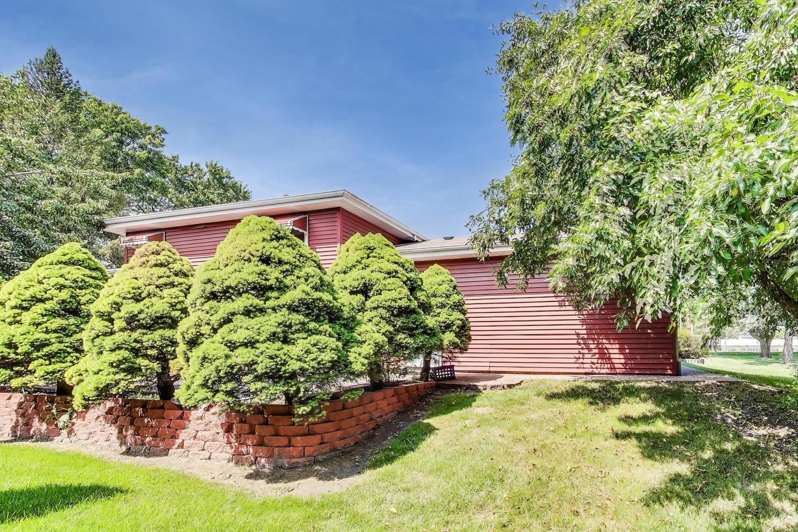 4208 E Frontage Road, Rolling Meadows, IL 60008