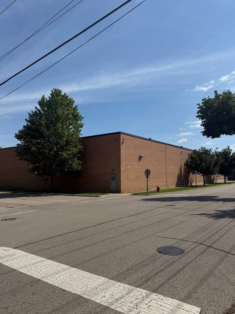 410-520 E Church Street, Libertyville, IL 60048