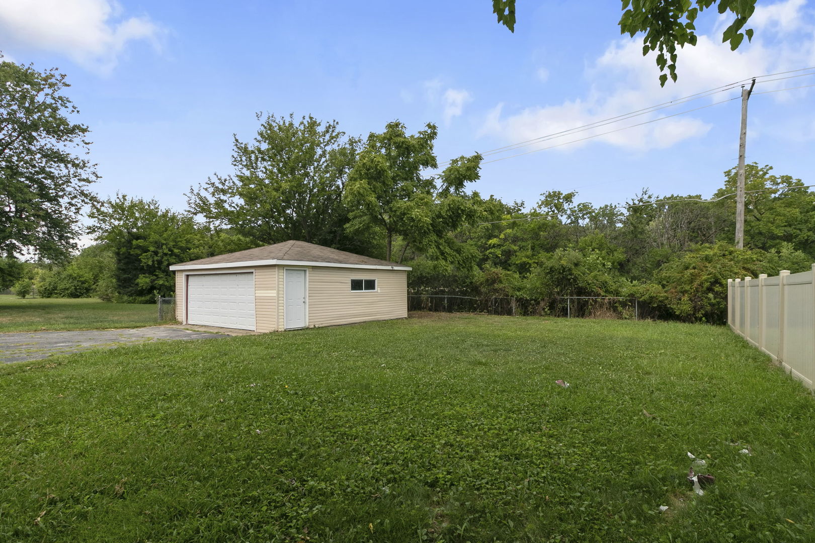 5838 Woodgate Drive, Matteson, IL 60443