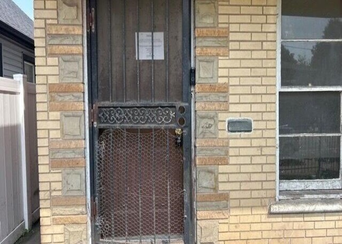 2150 E 93rd Street, Chicago, IL 60617