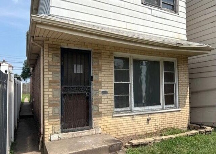2150 E 93rd Street, Chicago, IL 60617