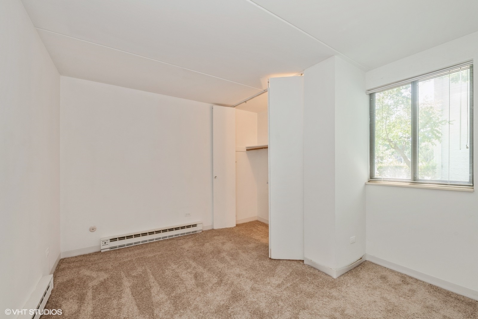 354 W Miner Street #1B, Arlington Heights, IL 60005