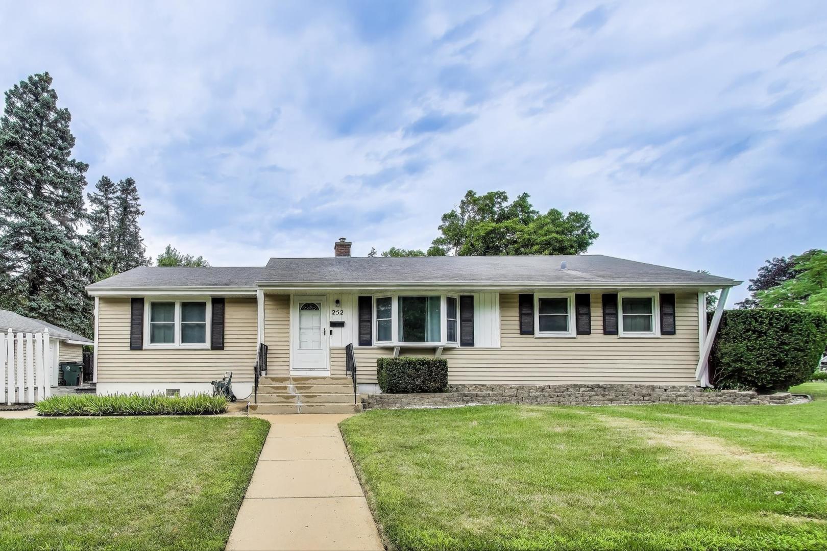 252 S Plum Grove Road, Palatine, IL 60067