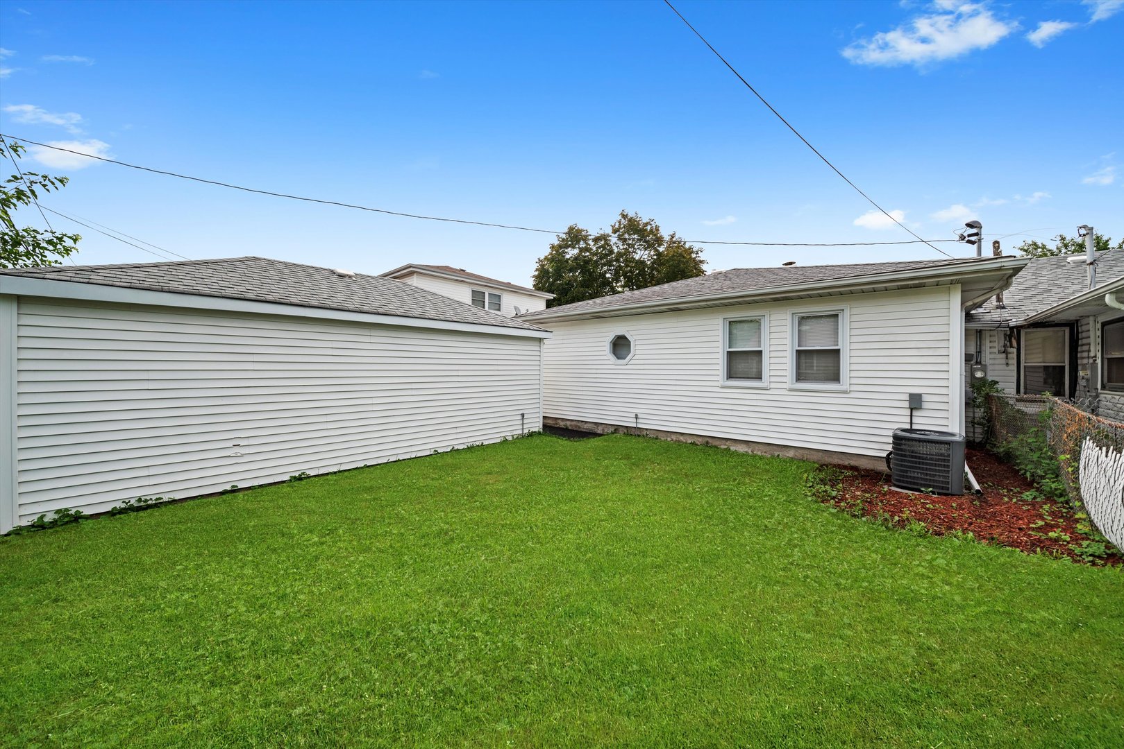 8918 S Ryan Road, Hometown, IL 60456