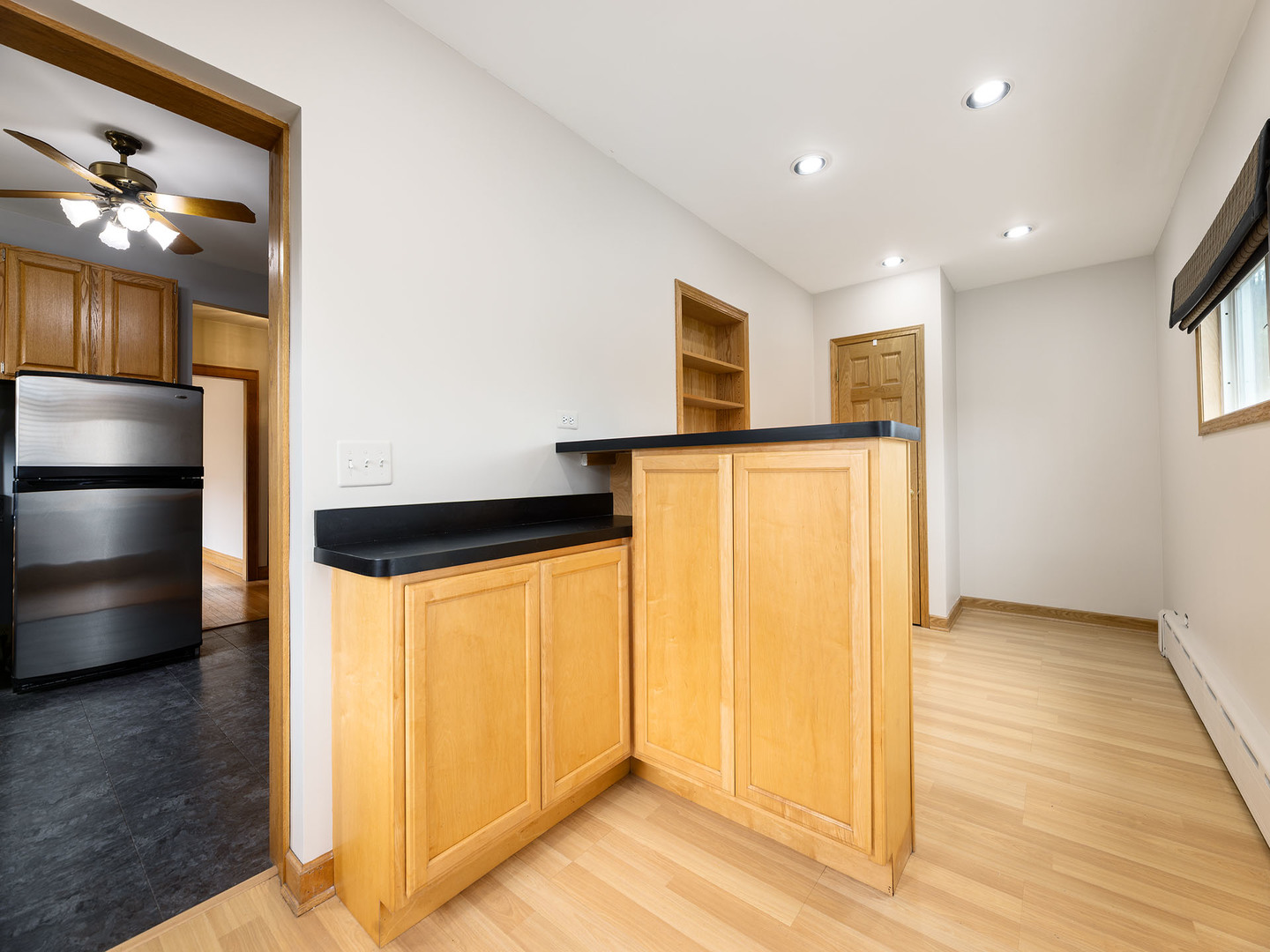 6527 N Onarga Avenue, Chicago, IL 60631
