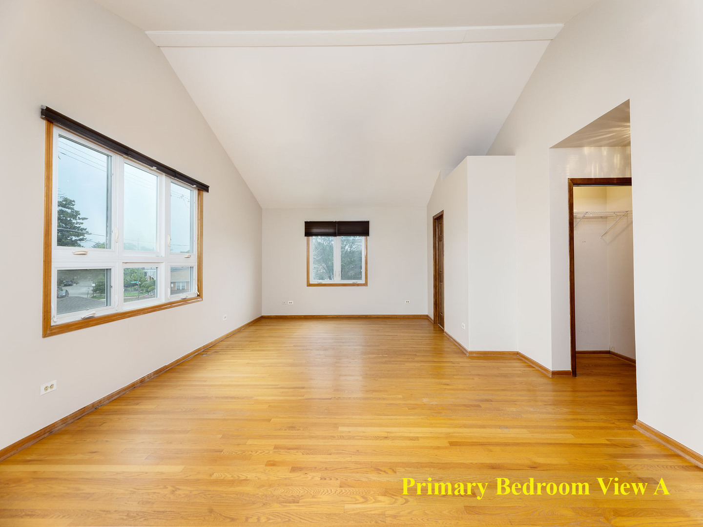 6527 N Onarga Avenue, Chicago, IL 60631