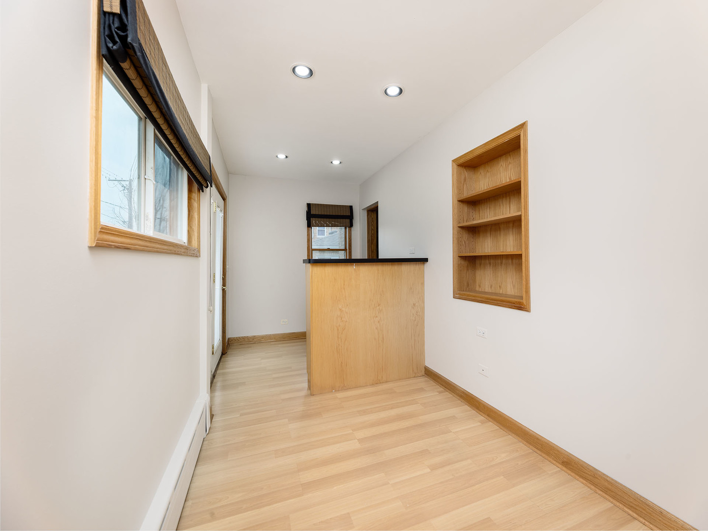 6527 N Onarga Avenue, Chicago, IL 60631