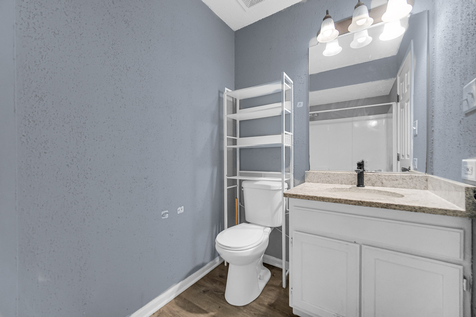 173 Cedarwood Drive, Steger, IL 60475