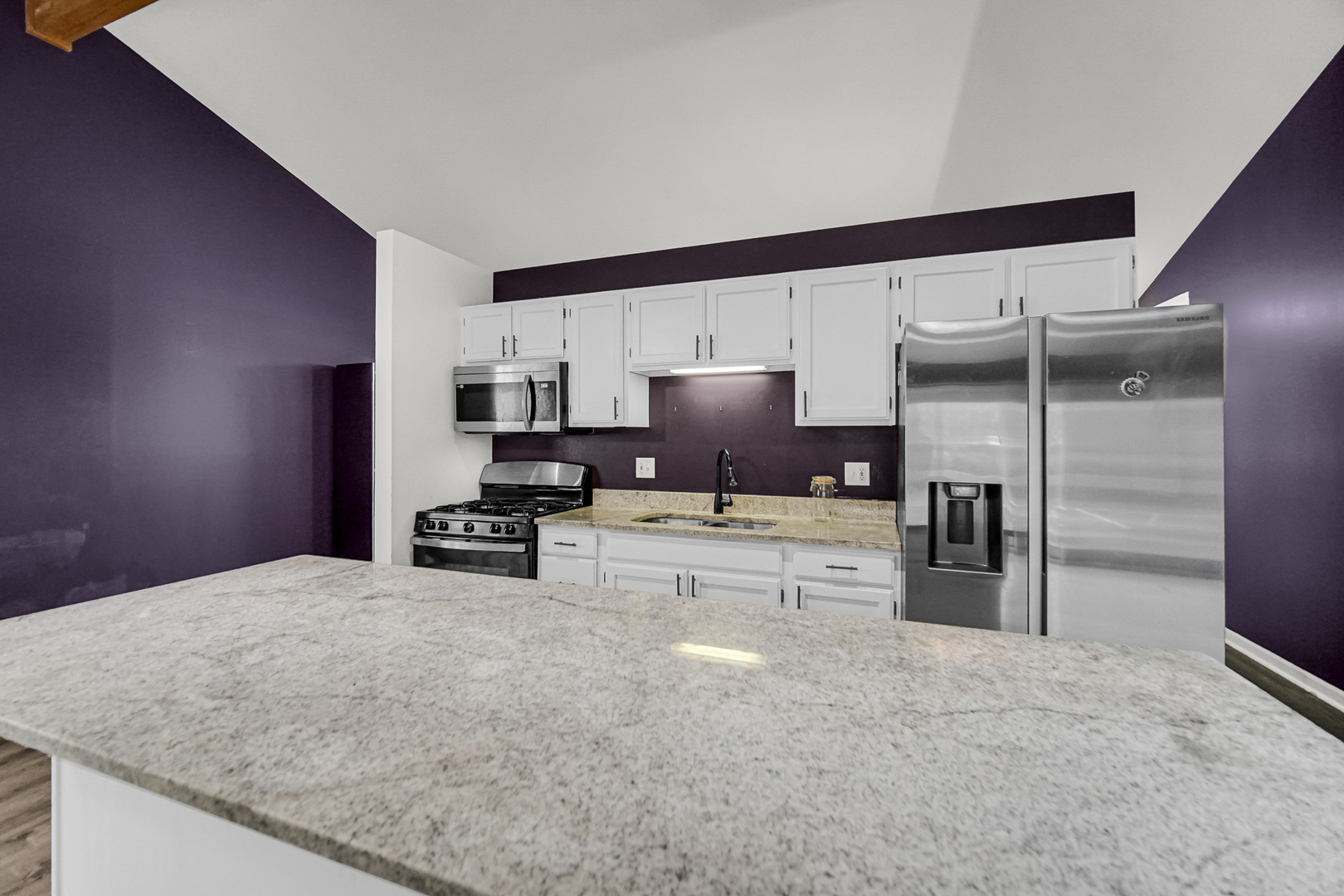 173 Cedarwood Drive, Steger, IL 60475