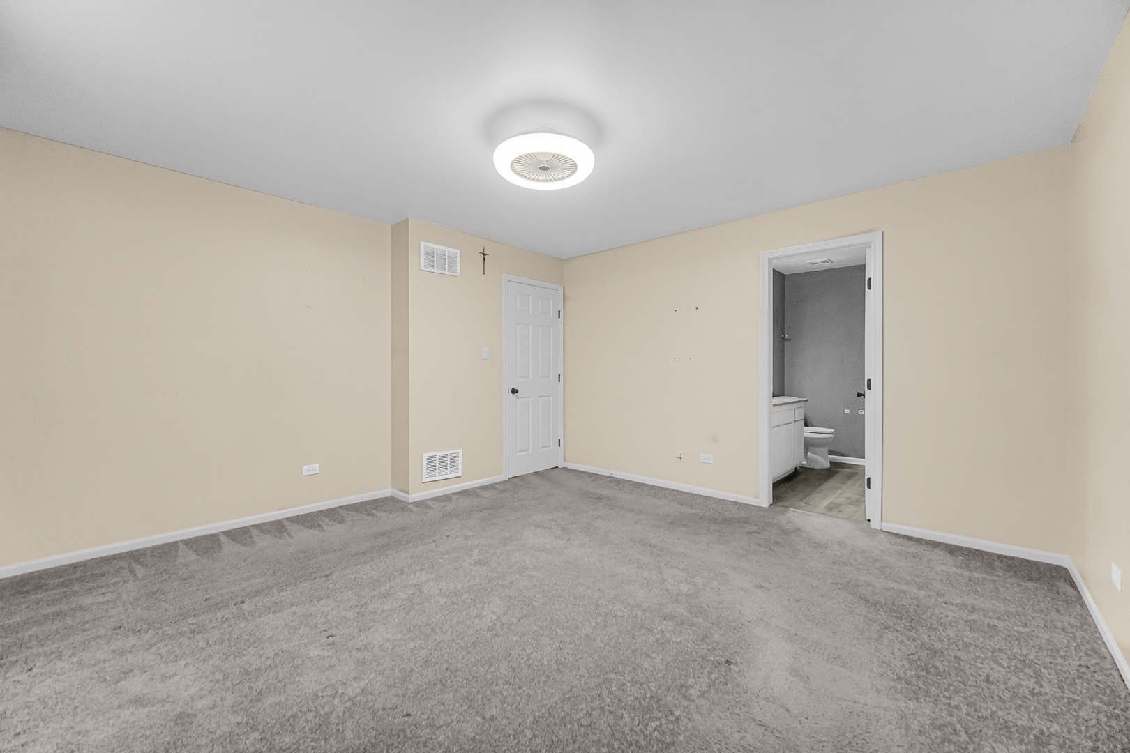 173 Cedarwood Drive, Steger, IL 60475