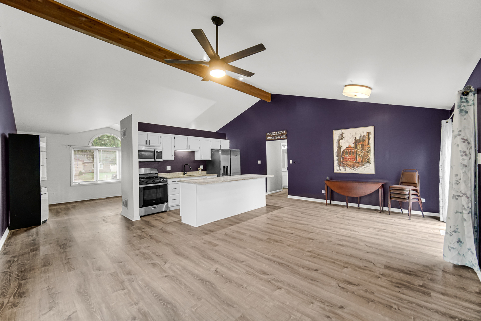 173 Cedarwood Drive, Steger, IL 60475