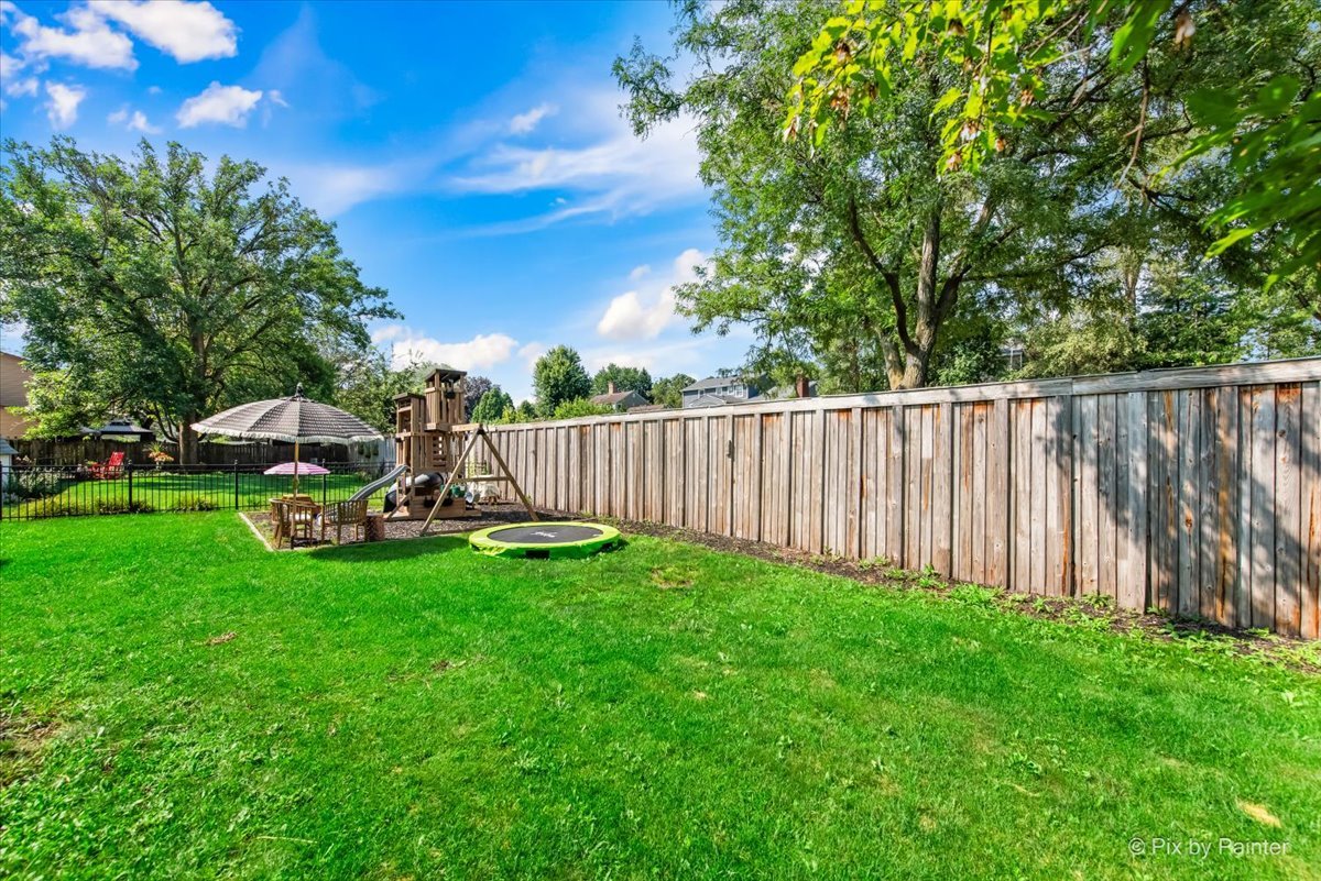 6S146 Country Drive, Naperville, IL 60540