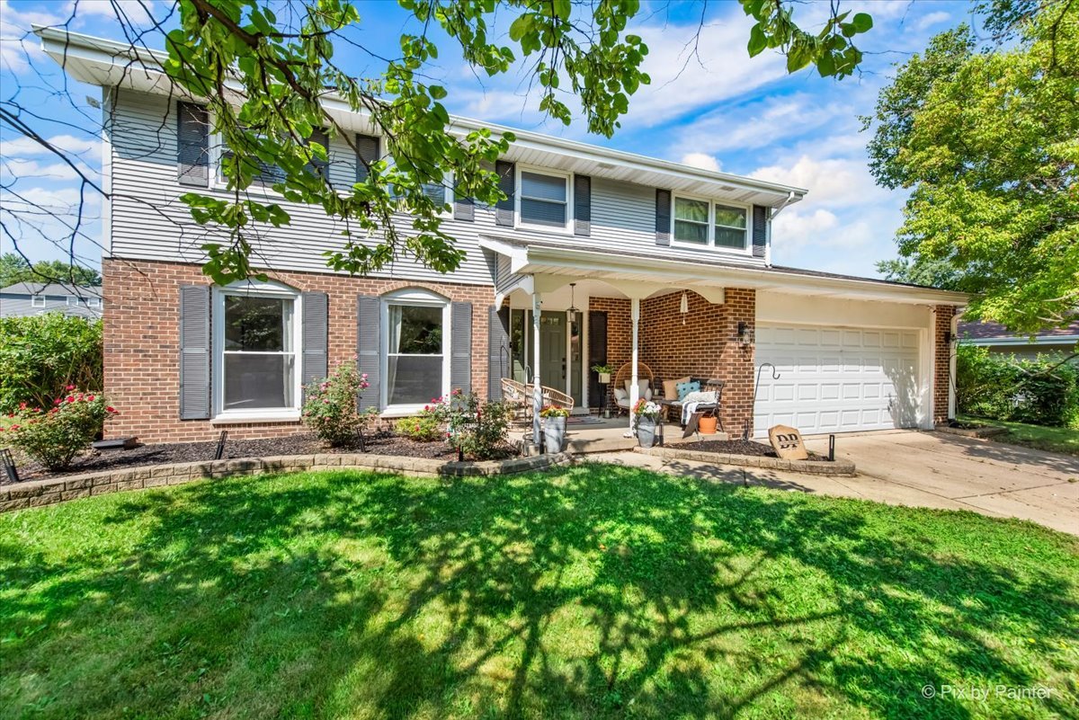 6S146 Country Drive, Naperville, IL 60540