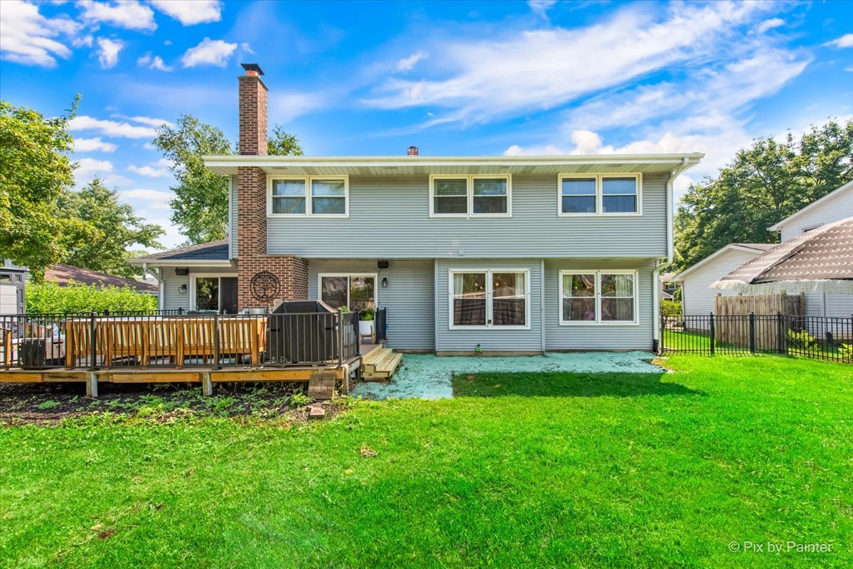 6S146 Country Drive, Naperville, IL 60540