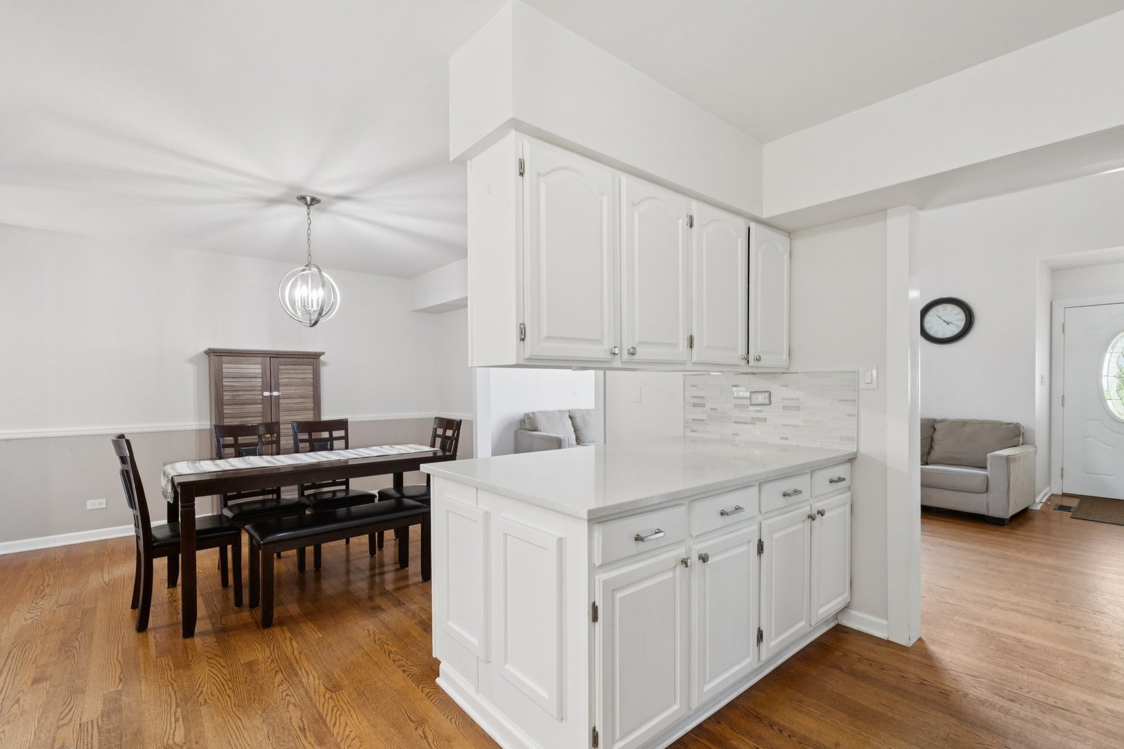 17431 W Dartmoor Drive, Grayslake, IL 60030