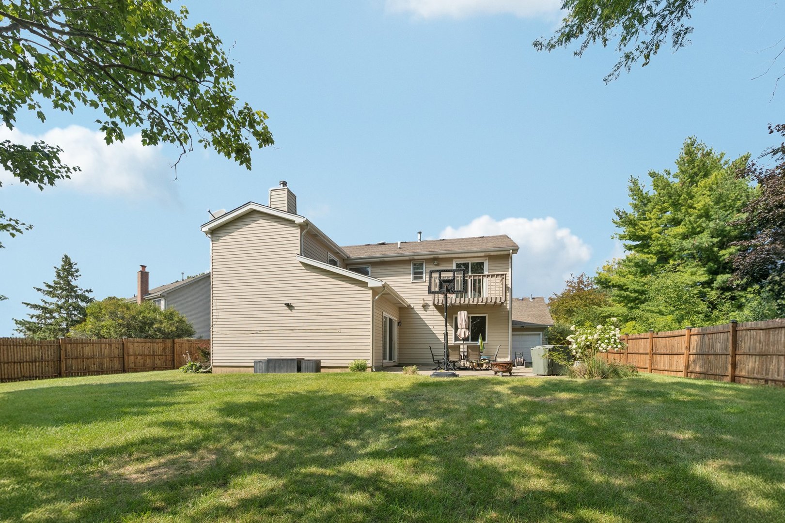 17431 W Dartmoor Drive, Grayslake, IL 60030