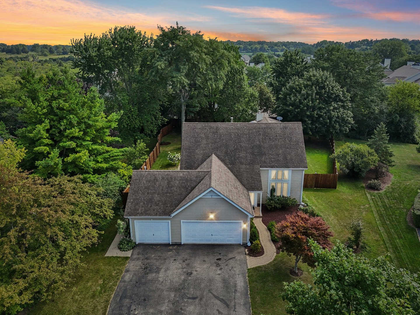 17431 W Dartmoor Drive, Grayslake, IL 60030