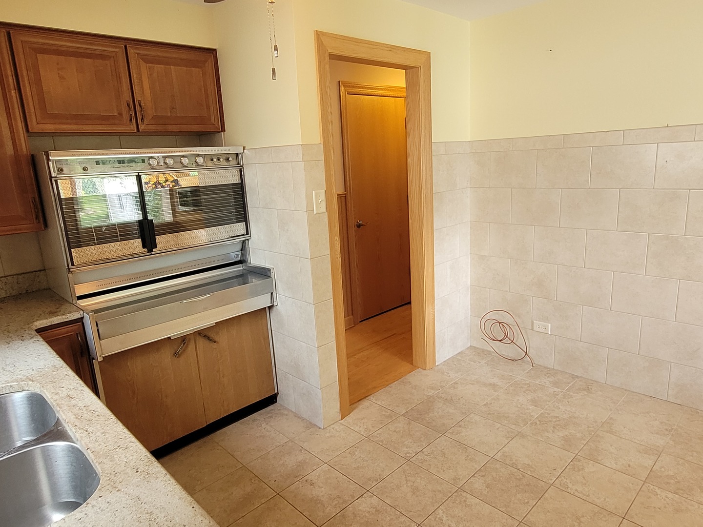 14906 Kildare Avenue, Midlothian, IL 60445