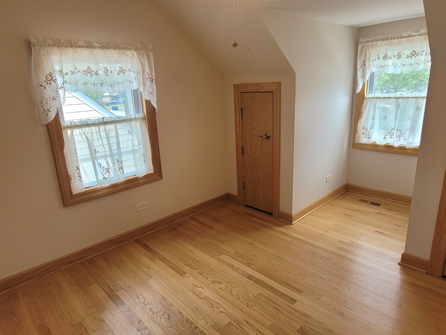 14906 Kildare Avenue, Midlothian, IL 60445
