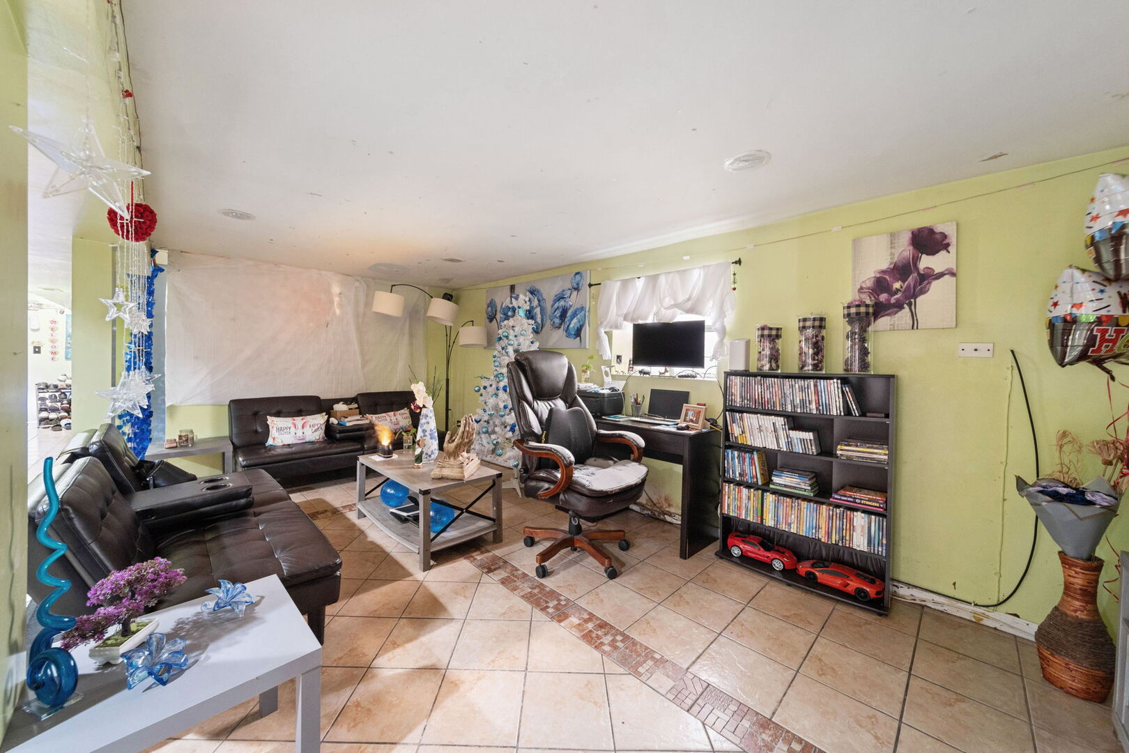 6130 S Washtenaw Avenue, Chicago, IL 60629