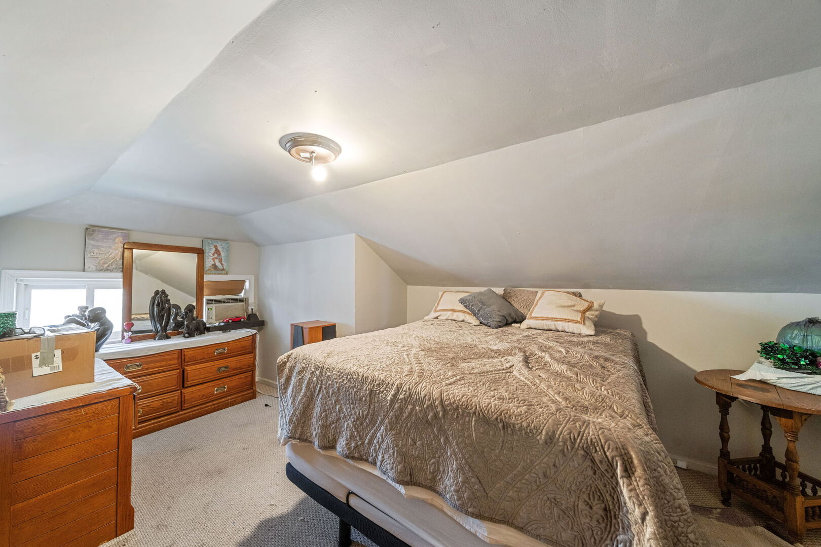 6130 S Washtenaw Avenue, Chicago, IL 60629