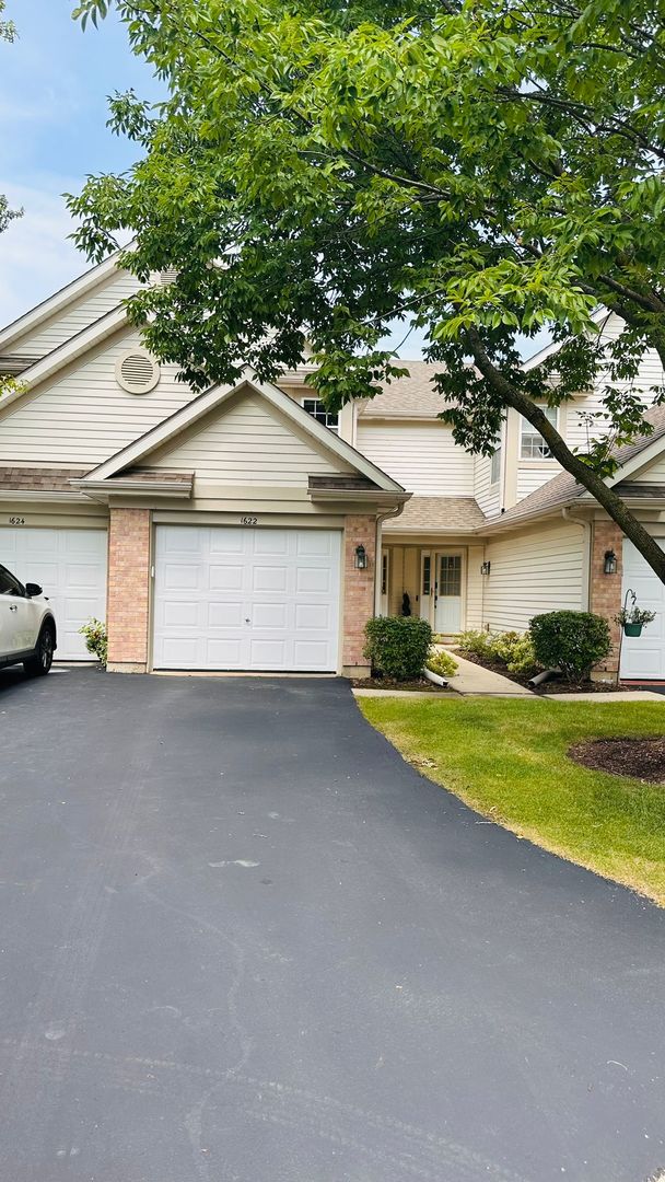 1622 Orchard Avenue, Schaumburg, IL 60193