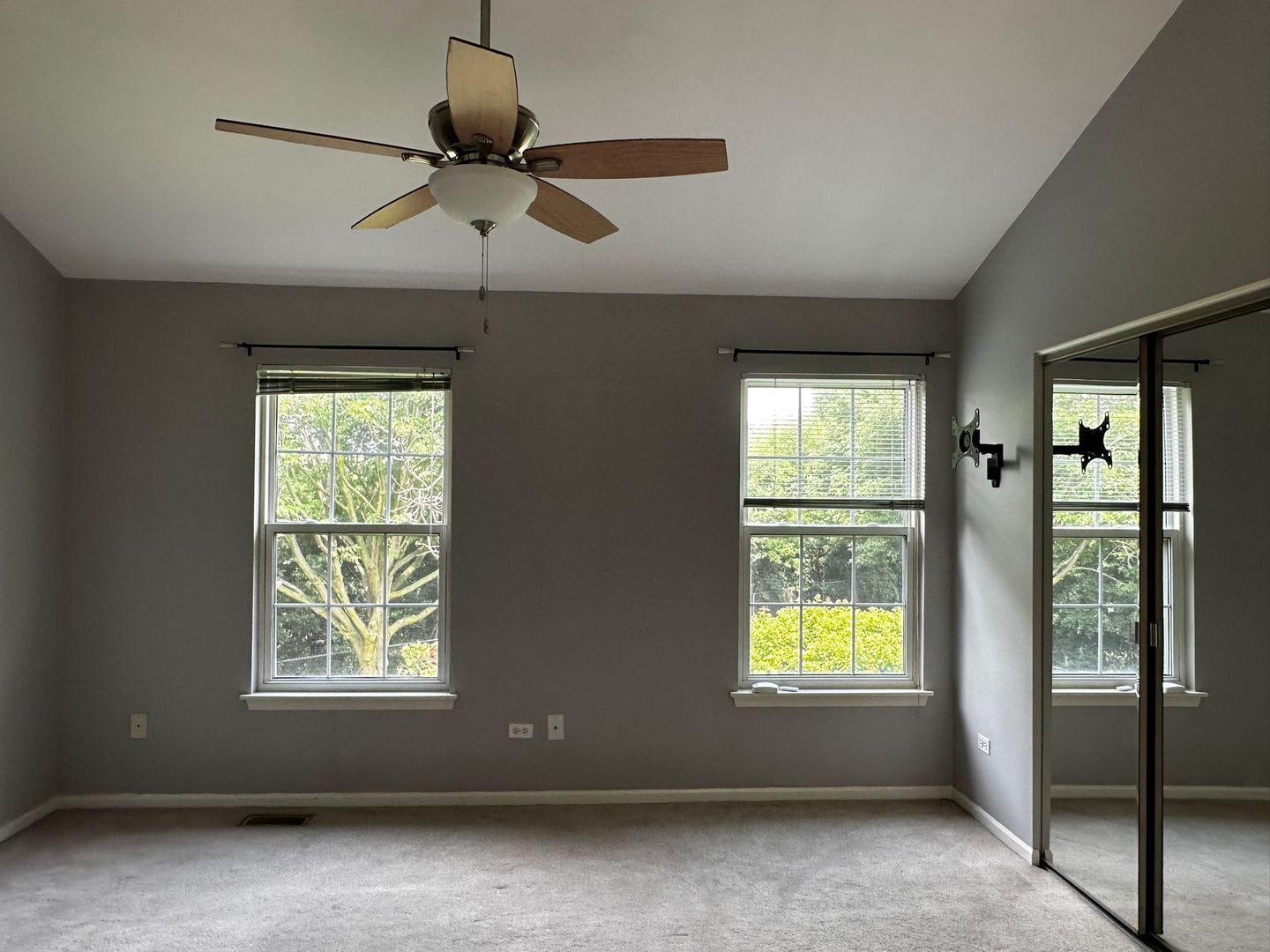 1622 Orchard Avenue, Schaumburg, IL 60193