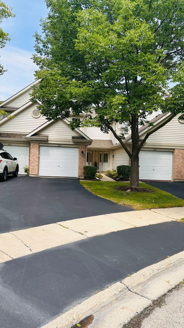 1622 Orchard Avenue, Schaumburg, IL 60193
