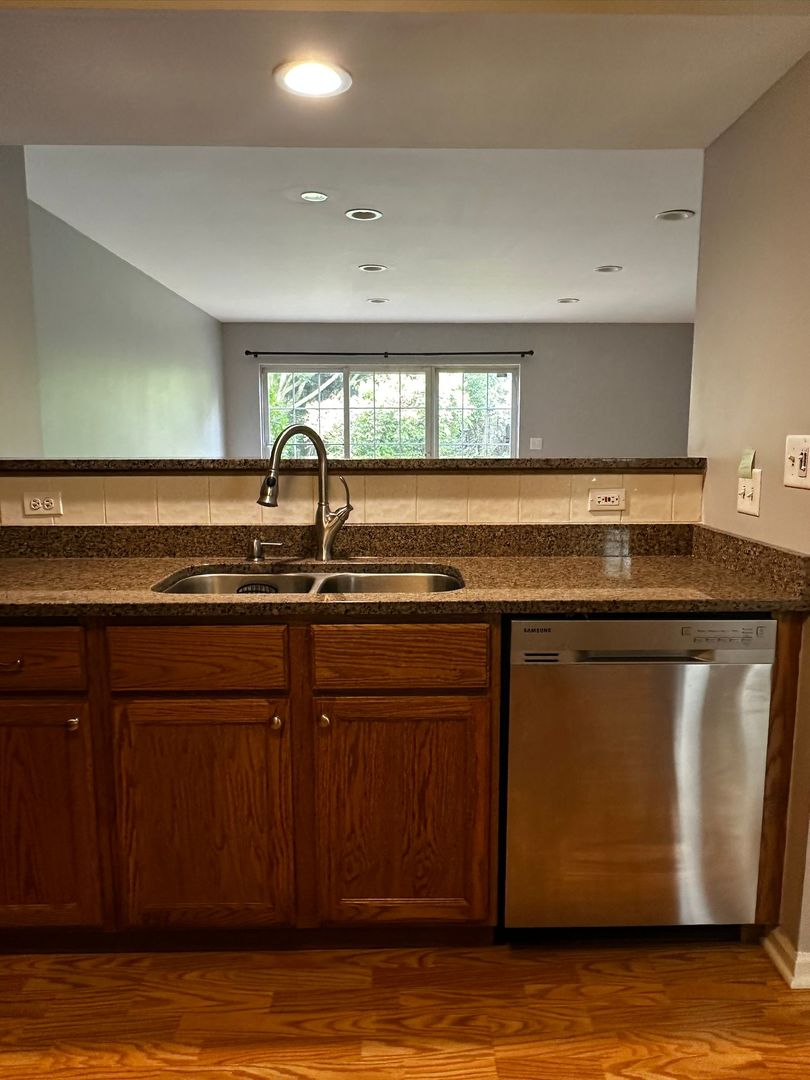 1622 Orchard Avenue, Schaumburg, IL 60193