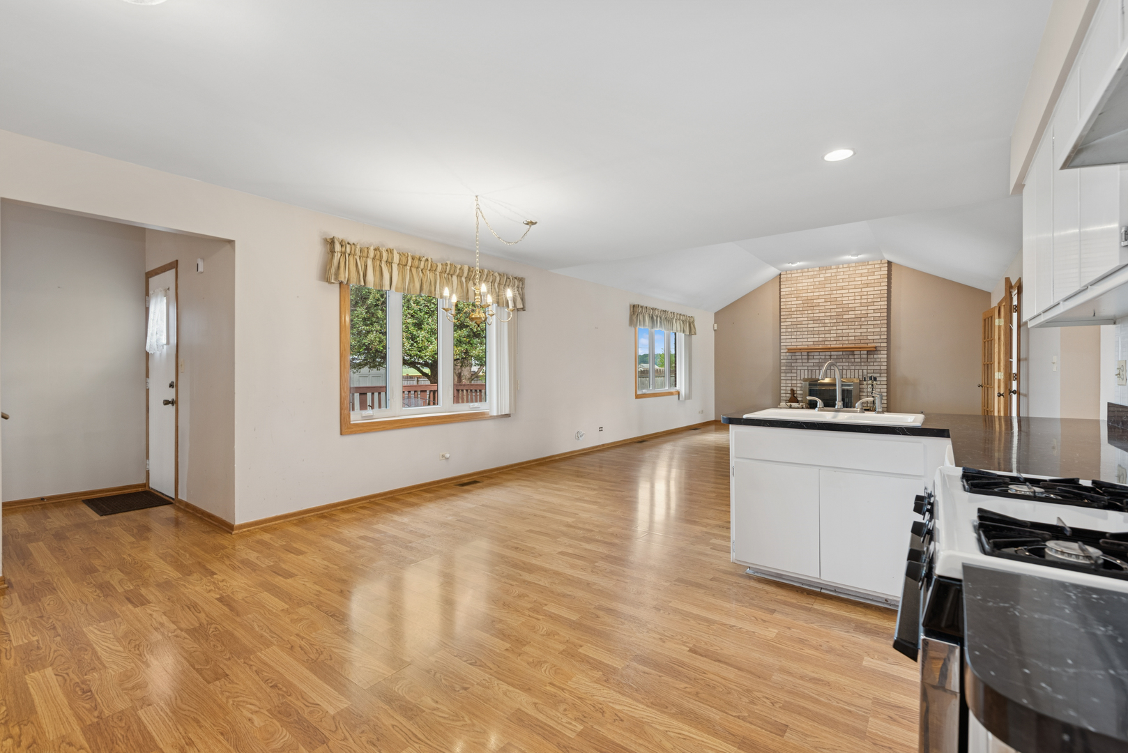 15430 Sulkey Drive, Homer Glen, IL 60491