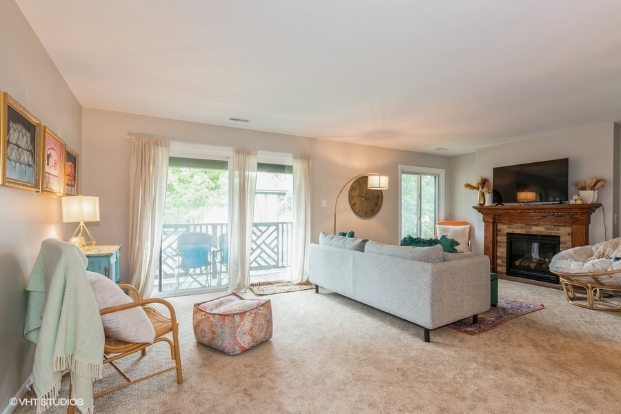 1441 Haverhill Drive #B, Wheaton, IL 60189