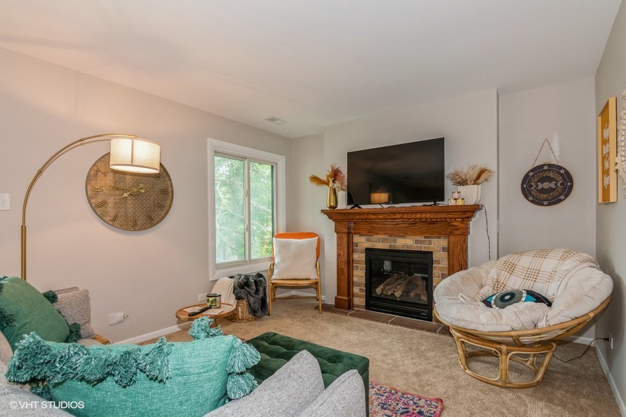 1441 Haverhill Drive #B, Wheaton, IL 60189