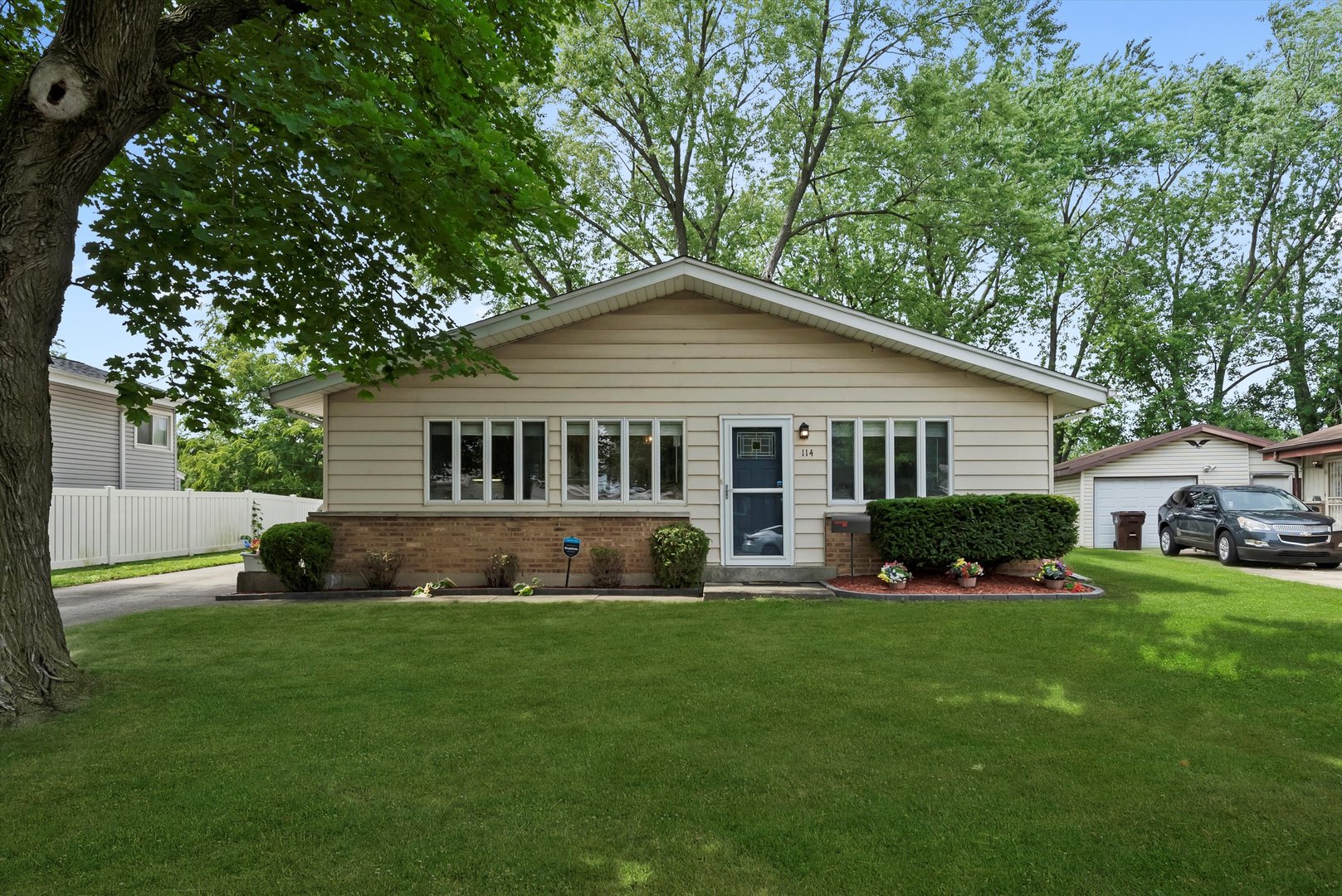 114 Willow Street, Park Forest, IL 60466