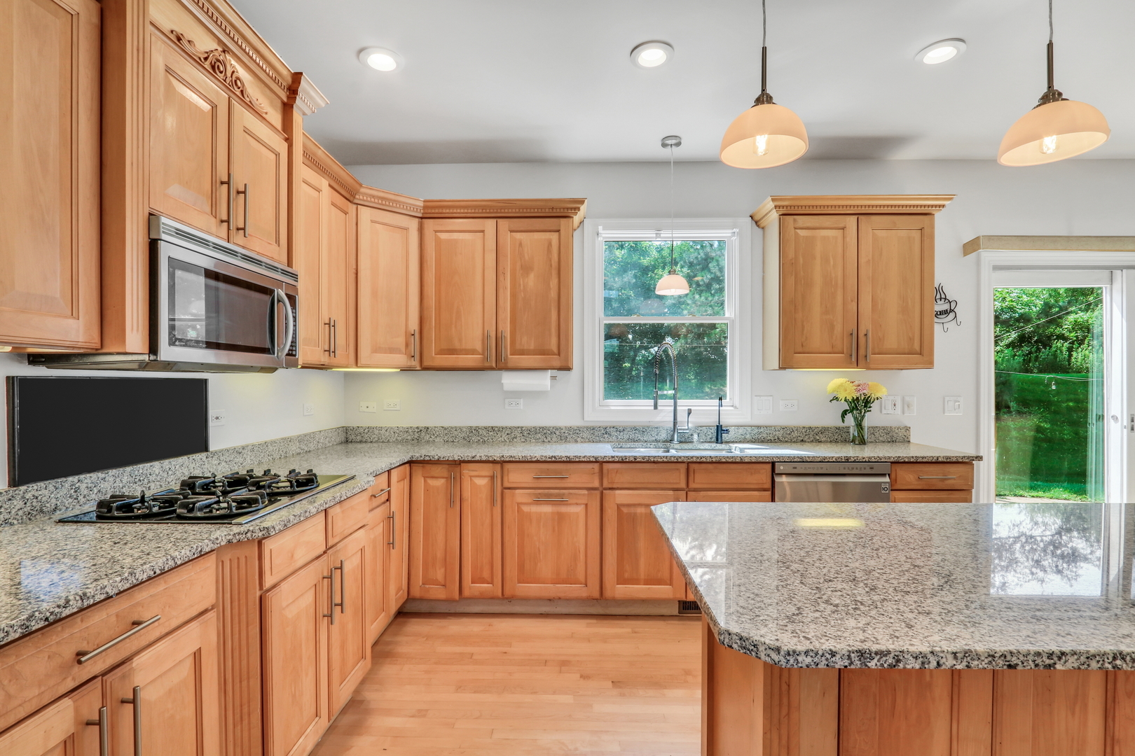 3696 Tamarack Circle, Crystal Lake, IL 60012