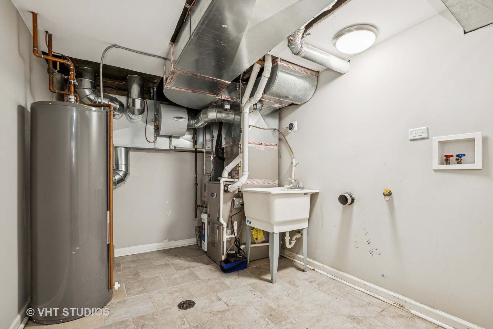 5155 W George Street, Chicago, IL 60641