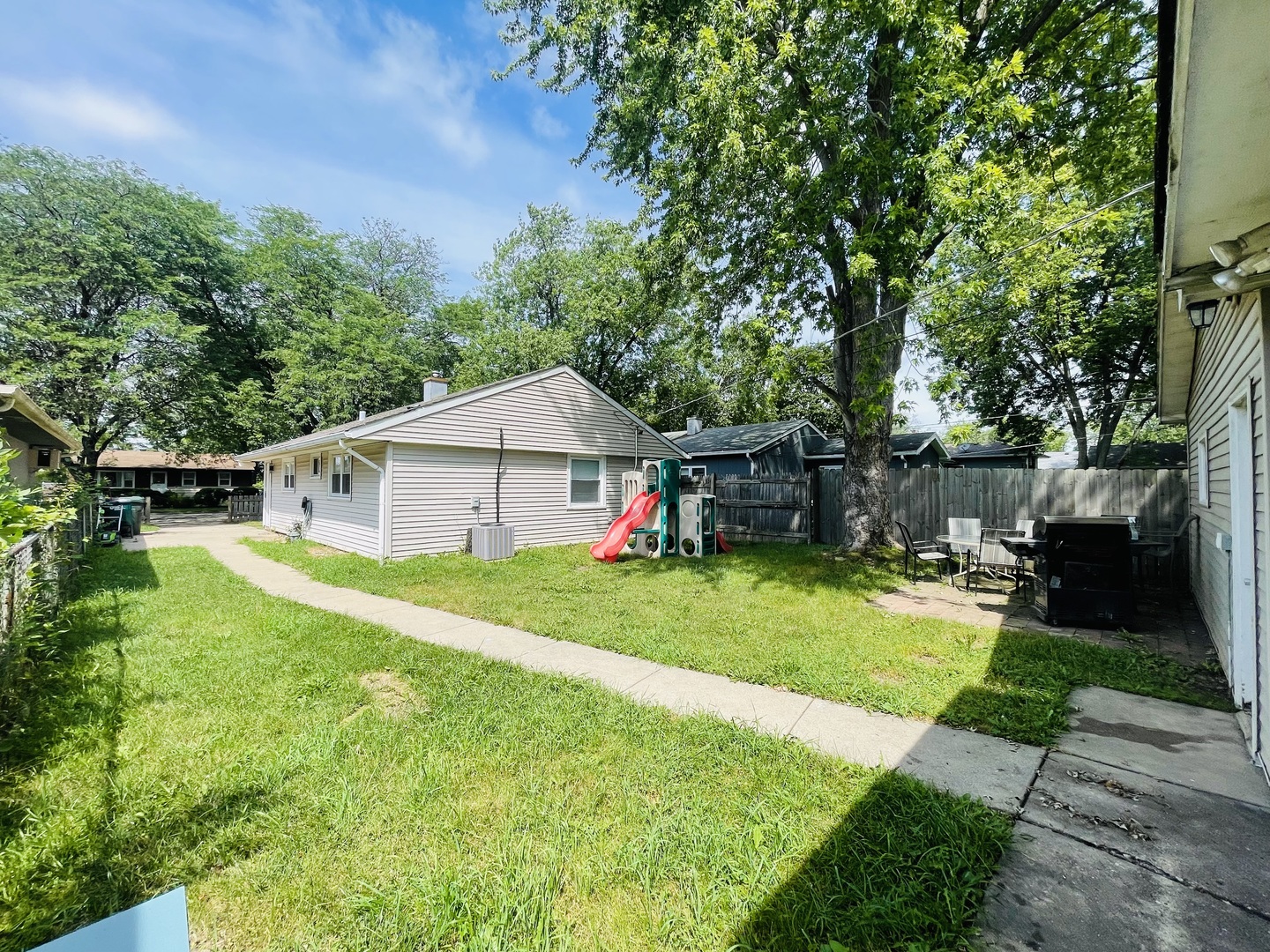 1817 Joppa Avenue, Zion, IL 60099