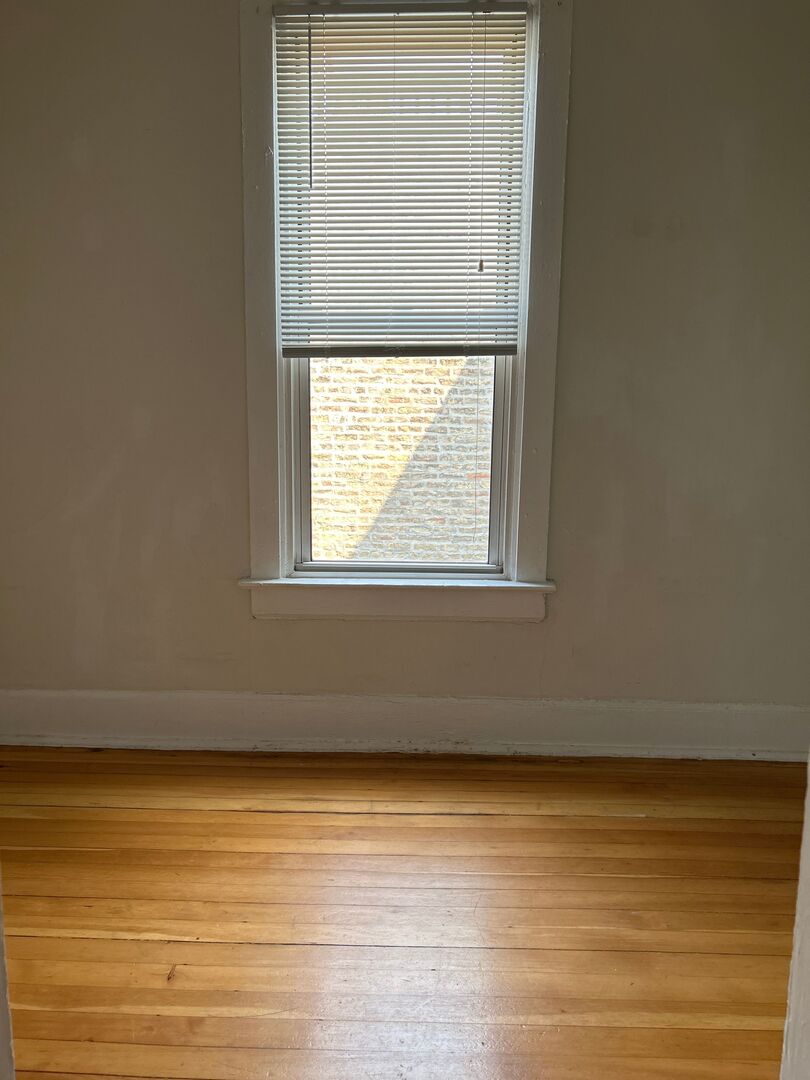862 N Hermitage Avenue #2R, Chicago, IL 60622