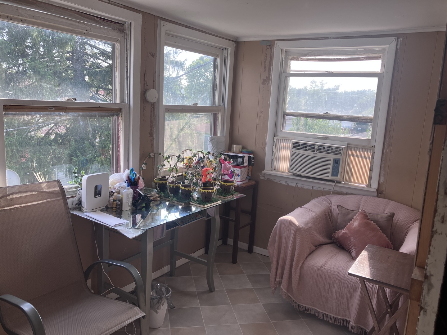 90 W 28th Place, South Chicago Heights, IL 60411