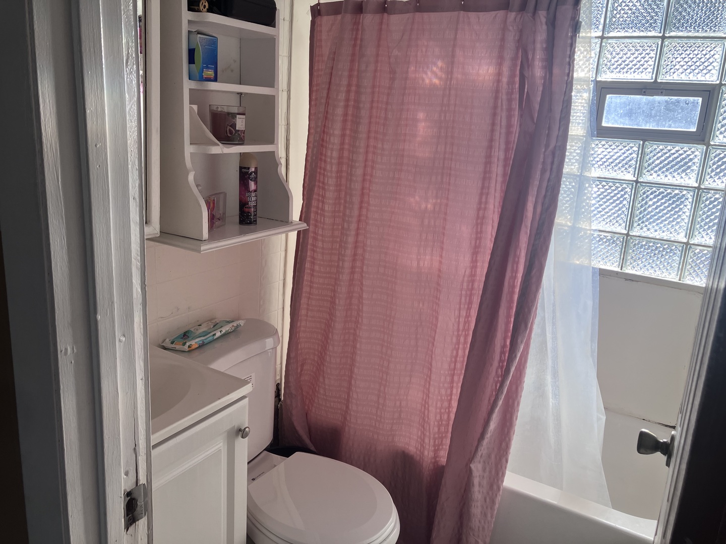 90 W 28th Place, South Chicago Heights, IL 60411