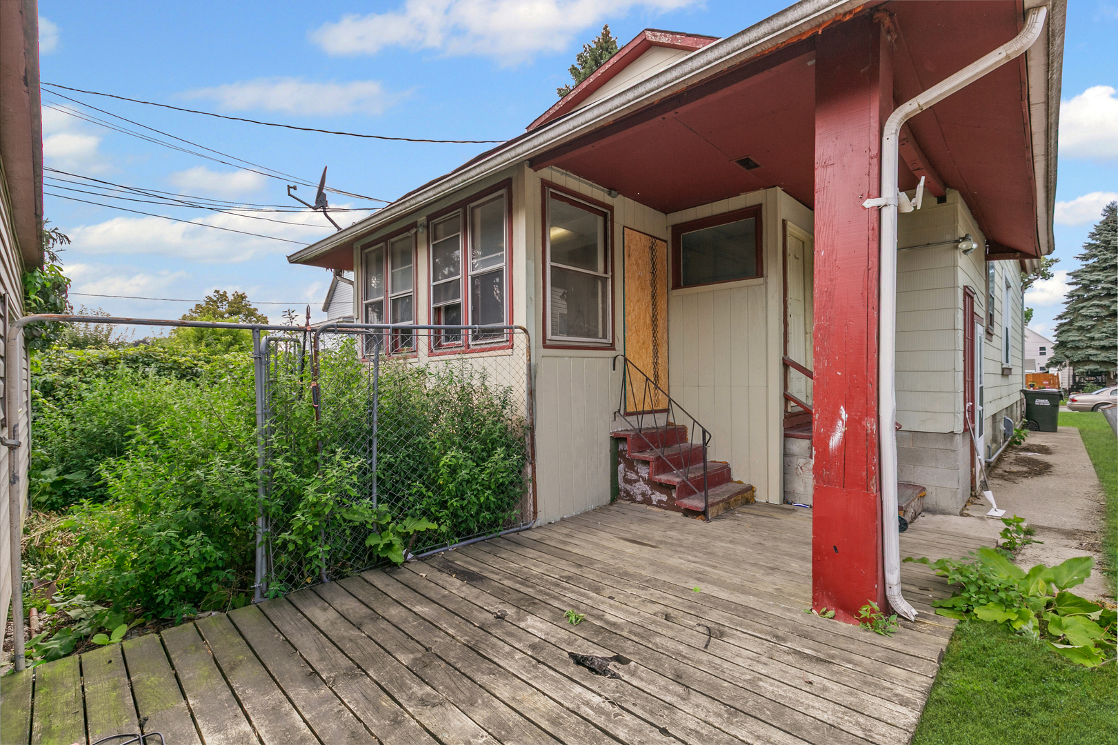 90 W 28th Place, South Chicago Heights, IL 60411