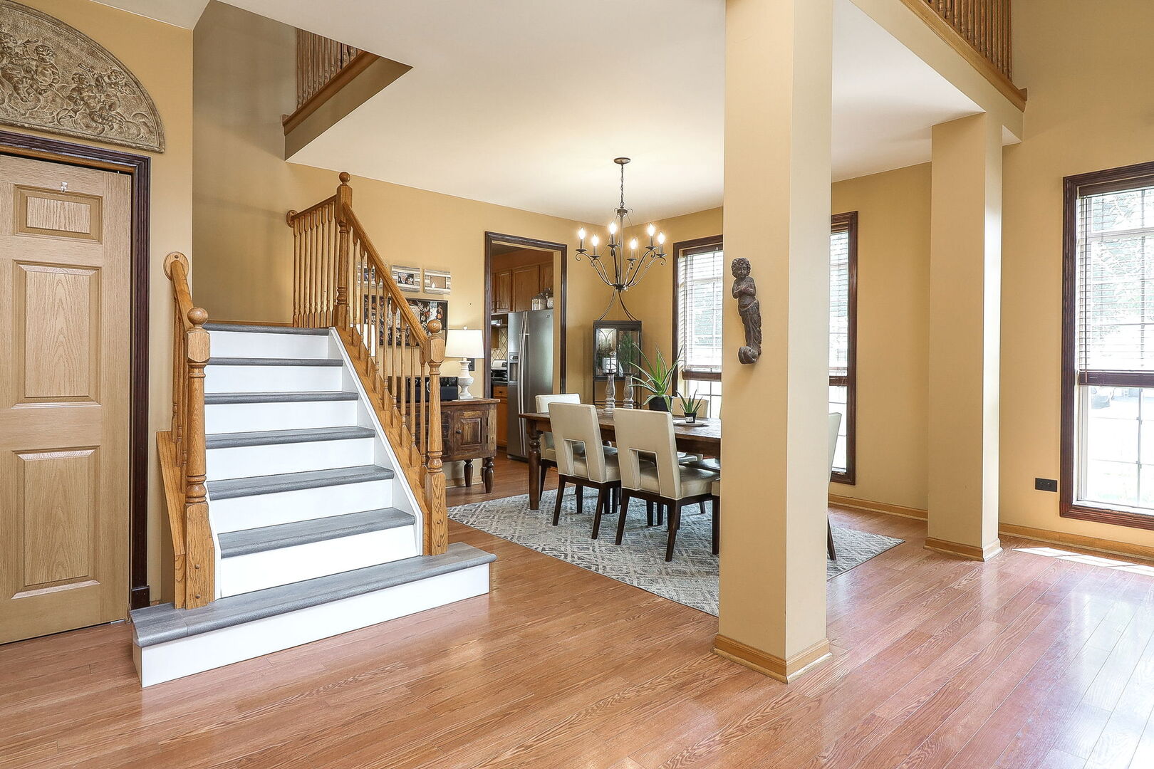 406 S Palmer Drive, Bolingbrook, IL 60490